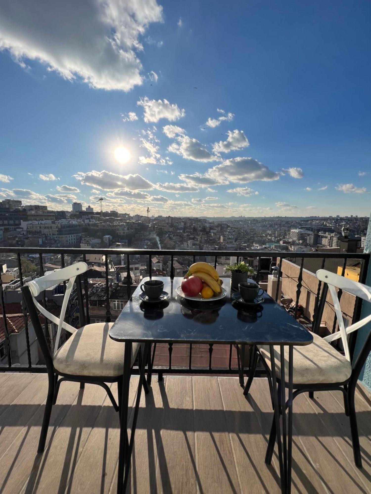 Taksim Larissa Hotel Suites อิสตันบูล ภายนอก รูปภาพ
