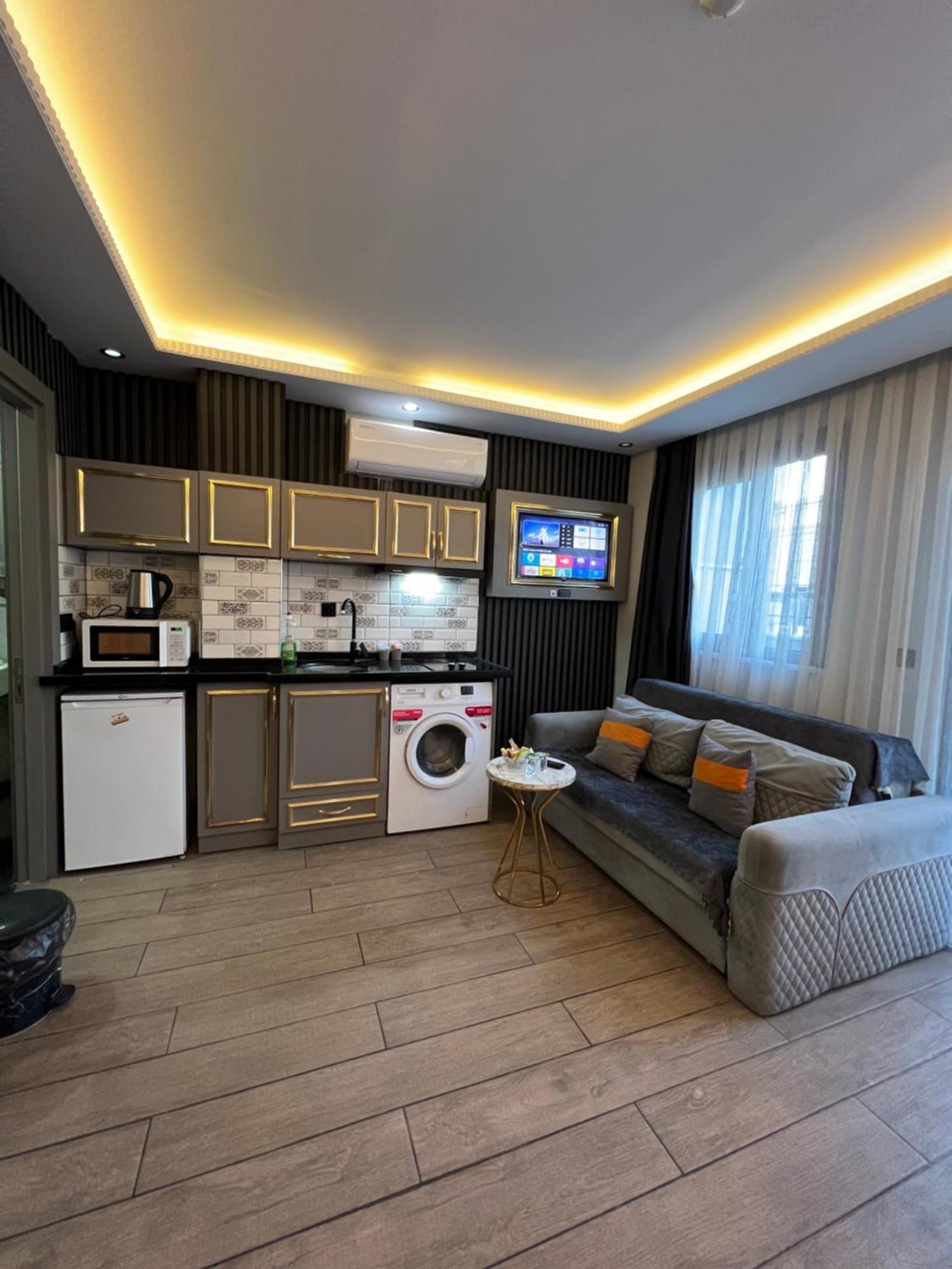 Taksim Larissa Hotel Suites อิสตันบูล ภายนอก รูปภาพ