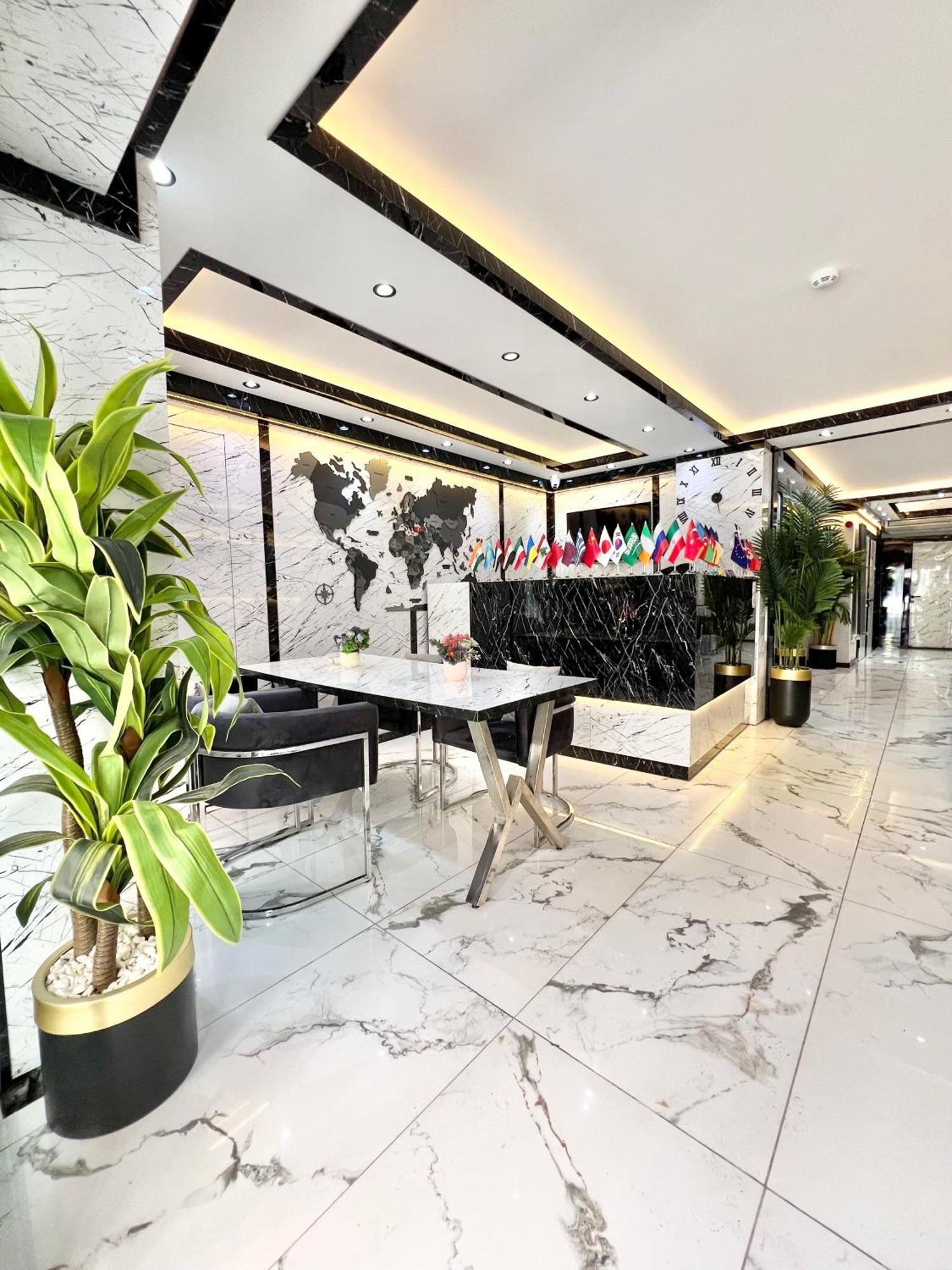 Taksim Larissa Hotel Suites อิสตันบูล ภายนอก รูปภาพ